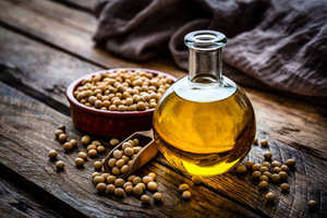 Aceite de Soya Refinado Premium, Grado Alimenticio, Certificado ISO, 24 Meses de Vida Útil, Suministro a Granel para Compradores Mayoristas, Listo para Envasado de Alimentos - Product Image 2