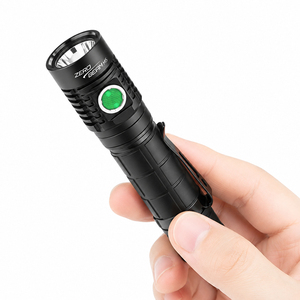Lampe torche LED rechargeable compacte ZEROBEAM M5, 2100 lumens, portée du faisceau de 255 m, tactique, étanche IPX8, en alliage d'aluminium - Product Image 1