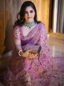Sari rose brodé de papillons en tulle et sequins, modèle de créateur, pour femme, idéal pour les fêtes d'hiver et les mariages |   Élégant style ethnique indien - Product Image 3