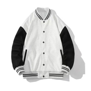 Veste varsity pour homme en tissu polaire, style baseball, coupe décontractée, col montant, fermeture à boutons. - Product Image 4