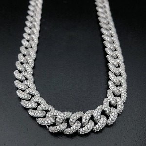 Chaîne cubaine en moissanite diamantée, bijou de luxe hip-hop, collier tendance pour hommes et femmes, idéal pour les fêtes et événements - Product Image 5