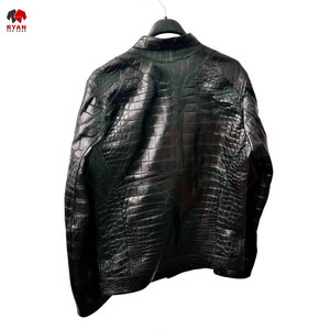 แจ็คเก็ตหนังออกแบบเองสำหรับผู้ชาย สีพื้น โลโก้สั่งทำได้ ไซส์ใหญ่พิเศษ ระบายอากาศได้ดี จาก Ryan Pro Gear - Product Image 5