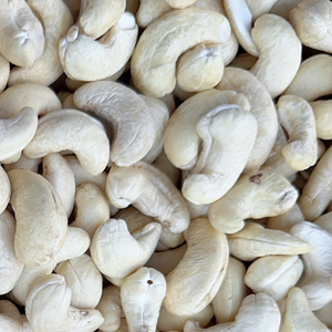 Wholesales Vietnam Raw Cashew <b>Nuts</b> WW180, WW240, WW320, LP, WS Cashew <b>Nuts</b> Bulk Cashew <b>Nuts</b> OEM, ODM - Product Image 1