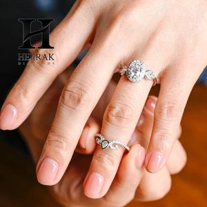 Anillo de compromiso vintage con halo de diamantes ovalados cultivados en laboratorio, diseño floral de hojas, con pavé y banda a juego en forma de pera, conjunto nupcial apilable. - Product Image 5