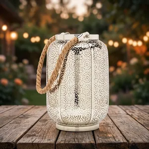 Farol de Hierro con Acabado en Níquel y Asa de Cuerda, Farol Decorativo de Metal para Velas, para Decoración del Hogar, Jardín, Bodas y Eventos - Product Image 2
