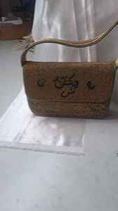 Sac à main décontracté en perles de verre colorées certifiées MS Handicraft, fait main en Inde, forme personnalisée - Product Image 2