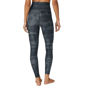 Best Arrival High Demanding Women's Cotton/Bamboo Fiber Silk Screen <b>Printed</b> SEAMED Anti-Bacterial Mid Waist Knee-Length <b>Leggings</b> - Product Image 4