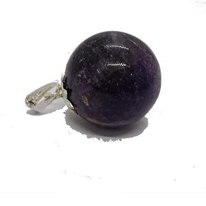 Colgante de Bola de Amatista de Cristal Natural Grabado, Colgante de Cristal de Moda de Gujarat - Para el Día de la Madre y Negocios - Product Image 4