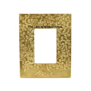 Cadre photo de luxe fait main en aluminium plaqué or, forme rectangulaire, texture gaufrée, excellente qualité, très vendu - Product Image 1