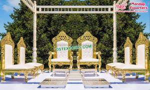 Chaises de mariage traditionnelles Vidhi pour Mandap chaises Mandap sculptées en bois pour mariée marié ensemble de chaises Mandap en bois sculpté doré UK - Product Image 4