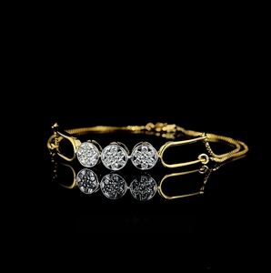 Brazalete de Oro con Diamantes Cultivados en Laboratorio de Corte Redondo de Lujo en Oro de 9K / 14K |   Pulsera Minimalista con Diamantes Finos para Mujer - Product Image 2