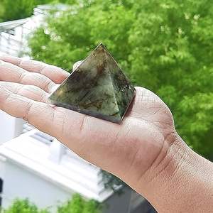 Precio barato y calidad maravillosa en pirámides de cristal serpentina de piedra natural de ágata Soha para energía curativa y decoración en oferta - Product Image 5