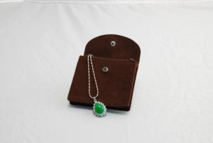 กระเป๋าใส่เครื่องประดับทรงสี่เหลี่ยมผืนผ้าหนังกลับญี่ปุ่นแบบมีซิปปิดแน่นหนา สำหรับจัดเก็บแบบพกพา ขนาด 96x88x10 มม. - Product Image 5