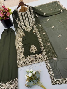 Costume Salwar traditionnel exclusif pour femmes, de style indien et pakistanais, disponible au meilleur prix auprès d'un exportateur indien - Product Image 6