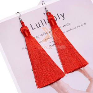 Borlas de Hilo Metálico Ligeras de Nuevo Diseño Hechas en Pakistán, Precio Económico, Servicios OEM - Product Image 4