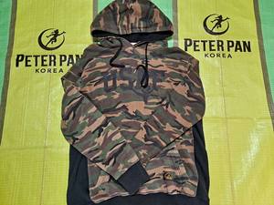 Ropa Usada: Chaqueta con Capucha y Camisetas para Adultos - Surtido - Product Image 2