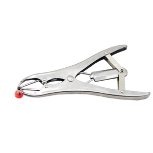 Pinzas de Castración Veterinaria de Alta Resistencia Modelo MYM-7013 para Ganado (Cabras) Uso en Granjas Marca Personalizada Pakistán - Product Image 2