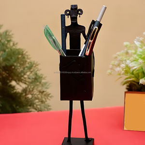 งานฝีมือศิลปะโบราณของชนเผ่าขนาด11.5นิ้วปากกาเหล็กสีดำแบบดั้งเดิมขาตั้งสำหรับตกแต่งสำนักงานที่บ้านจากอินเดีย - Product Image 5