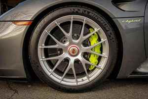 Porsche 918 Spyder 2015 en perfecto estado · Coupé · Fibra de carbono · Tracción en las cuatro ruedas - Product Image 3
