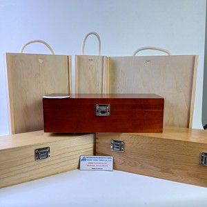 Boîte à vin en bois écologique, bois d'acacia, fabrication artisanale, gravure au laser, doublure en satin bleu, Thanh Tung Thinh Co Ltd - Product Image 3