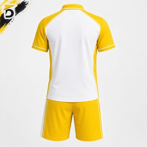 Conjunto de Jersey de Tenis Premium que Ofrece un Uso Cómodo, Secado Rápido, Rendimiento y Construcción Duradera para Prácticas Regulares - Product Image 3