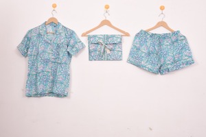 Sustainable Cotton Loungewear with <b>Drawstring</b> <b>Pouch</b>. - Product Image 2