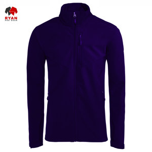 แจ็คเก็ตซอฟต์เชลล์ดีไซน์พิเศษสำหรับผู้ชายจาก Ryan Pro Gear เนื้อผ้านุ่มสบาย ปิดด้วยซิป พร้อมโลโก้แบบกำหนดเอง ลายเรียบ - Product Image 3