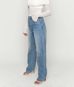 Jean large et droit en denim de coton respirant déchiré, délavé, de haute qualité, personnalisé pour femme, idéal pour l'hiver - Product Image 1