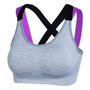 Soutien-gorge de sport sans couture gris pour femme, dos croisé, respirant, séchage rapide, maintien moyen, col rond, couleur unie, détails en maille - Product Image 4