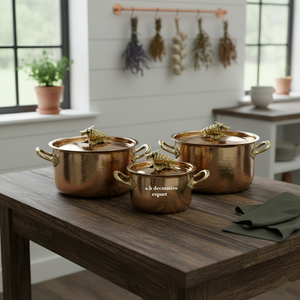 ชุดเครื่องครัวสเตนเลสสตีล 3 ชิ้น ดีไซน์หรูหรา พร้อมฝาปิดลายองุ่นสีทอง  สำหรับใช้กับเตาแก๊ส เป็นมิตรต่อสิ่งแวดล้อม - Product Image 1