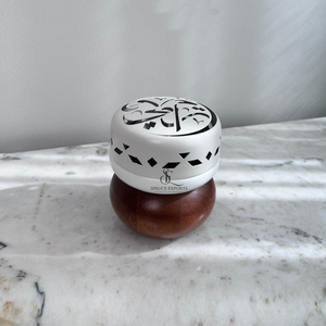 Juego de quemadores de incienso árabes decorativos de madera con tapa metálica, ideal para Bakhoor, conos de incienso, aromaterapia y decoración del hogar. - Product Image 3