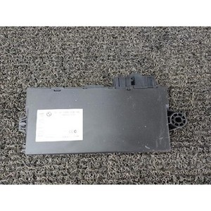 ECU และโมดูลคอมพิวเตอร์มือสองสำหรับรถยนต์ซีรีส์ 3 รุ่น 6135914722601 - Product Image 1