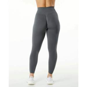 Leggings de Mujer de Alta Calidad, Cintura Media, Estampados, Transpirables, Ligeros y Ecológicos, Hechos en Pakistán - Product Image 4