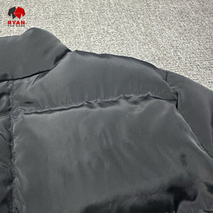 เสื้อแจ็คเก็ตพัฟเฟอร์คุณภาพสูงแบบกำหนดเองสำหรับผู้ชาย ผู้ใหญ่ และเด็ก พร้อมโลโก้แบบกำหนดเอง ดีไซน์ ODM - Product Image 4