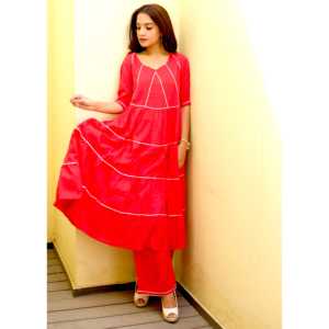 Magnifique ensemble de costume décontracté en tissu crêpe Sikhiya avec haut à manches trois-quarts, taille XS - Product Image 3