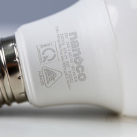 Ampoule LED A19 9W 3000lm 3500K E27 non dimmable AC 220V PVC certifiée Energy Star CRI 80 résidentielle 2 ans de garantie du fabricant vietnamien