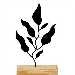 Planta Decorativa de Alta Calidad para el Hogar con Hojas y Base de Madera, Diseño Art Deco de Hierro para Sala de Estar y Dormitorio por Ambiance Lifestyle - Product Image 1