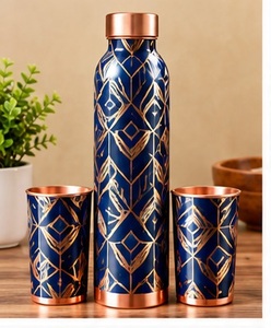 Ensemble de flacons en cuivre à motif montagne en porcelaine bleue et blanche avec 2 tasses, bouteille d'eau de voyage à bordure en cuivre - Product Image 6