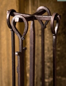 Customized Handmade Traditional Cast Iron Fireplace <b>Tool</b> <b>Set</b> With Stand Tongs Shovel Brush For Wood Burning Fireplace From India - Product Image 3