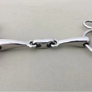 บิตสำหรับขี่ม้าแบบ Cheek Snaffle ทำความสะอาดง่าย ทนทานต่อการเกิดสนิม สีเงิน เรียบและกลม อุปกรณ์สำหรับขี่ม้า - Product Image 3