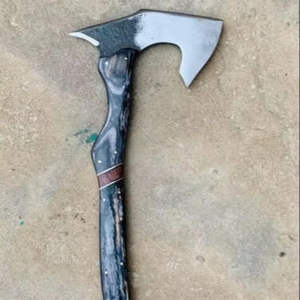 Tête de hache Tomahawk de qualité industrielle supérieure en acier au carbone avec revêtement noir, manche en bois de rose, étui en cuir véritable, 18 pouces - Product Image 1