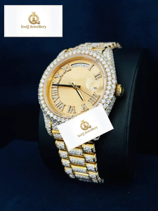 Reloj de Lujo IceQ para Mujer, con Diamantes, Dorado, Analógico, Números Romanos, Caja Redonda de 36 mm, Cierre de Mariposa - Product Image 5