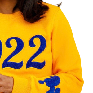 Sweat-shirt en chenille à manches longues pour femme, motif Golden Poodle 1922 Sigma Gamma Rho, mélange de coton, coupe décontractée et élégante - Product Image 6