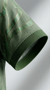 Vêtements streetwear personnalisés, design sur mesure, maillot de foot respirant en mesh, t-shirt col V - Product Image 6
