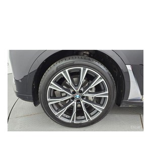 BMW X7 XDrive 30d Design Pure Excellence Première Édition Juin 2019 6 places Sièges en cuir Boîte de vitesses automatique Diesel 162 739 km - Product Image 5