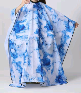 Bata de Barbero Impermeable de Poliéster con Diseño Camuflaje Jelly, con Detección de Agujas y Fusión sin Costuras, Unisex - Product Image 1
