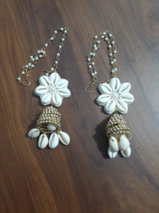 สร้อยคอปักลายคอเสื้อพร้อมจี้และสร้อยคอสีสันสดใส - Product Image 2