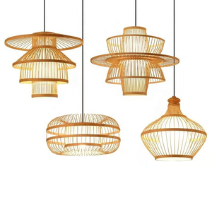 Lustre suspendu artisanal en bambou, lampe en rotin tressé d'Asie du Sud-Est, avec fil réglable pour chambre à coucher et salon de thé - Product Image 2