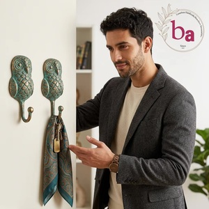 Ganchos Metálicos Industriales para Montaje en Pared, Juego de Rieles con Ganchos Multifuncionales de Alta Resistencia para Almacenamiento de Artículos Diversos - Product Image 4