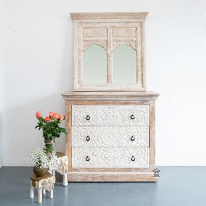 Espejo Decorativo Clásico para Consola de Pared, con Tallado Floral Ornamental y Estilo Blanco Antiguo Sofisticado - Product Image 3